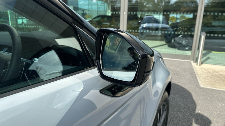 Land Rover Range Rover Evoque 2.0 D200 Dynamic SE 5dr Auto Diesel Hatchback